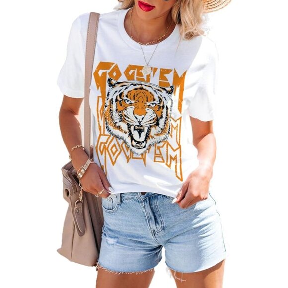 Tops - Graphic Go Get Em Tiger Print Short Sleeve Crewneck T Shirt Sz S